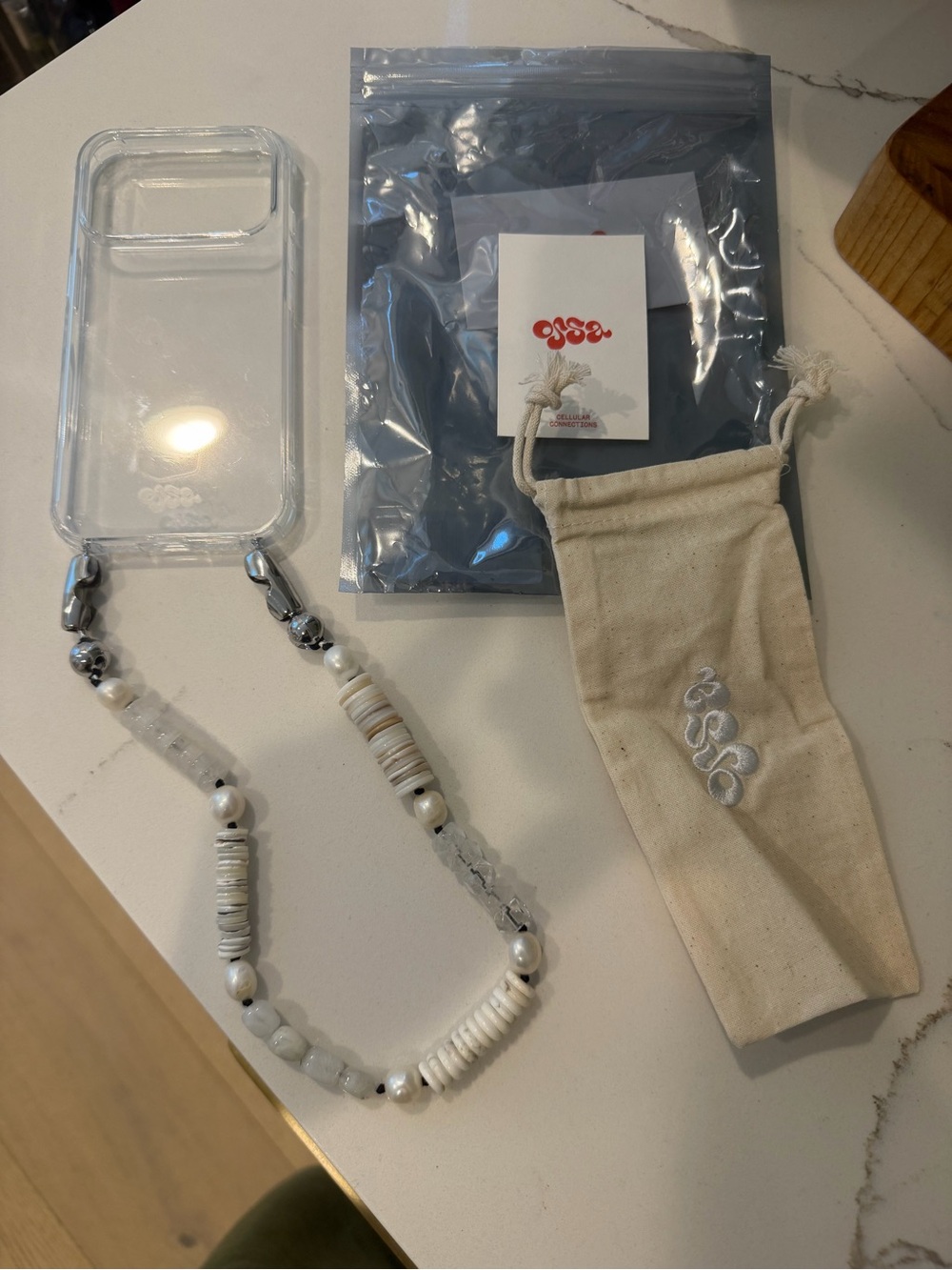 New Ossa wristlet iPhone case 17pro - Picture 3 of 5